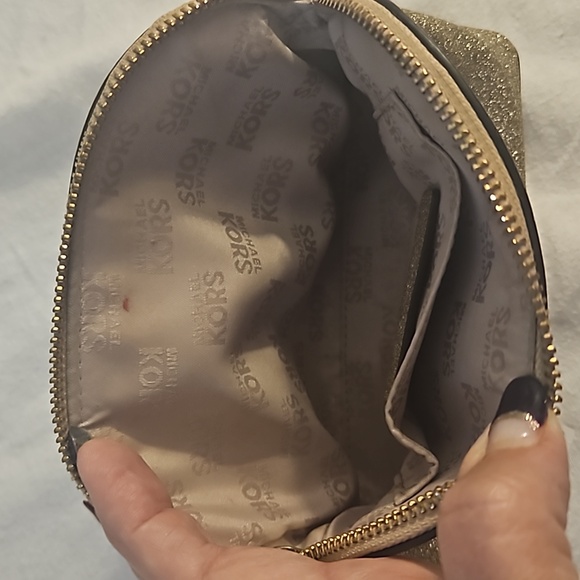 Michael kors gold glitter makeup case - Picture 5 of 5
